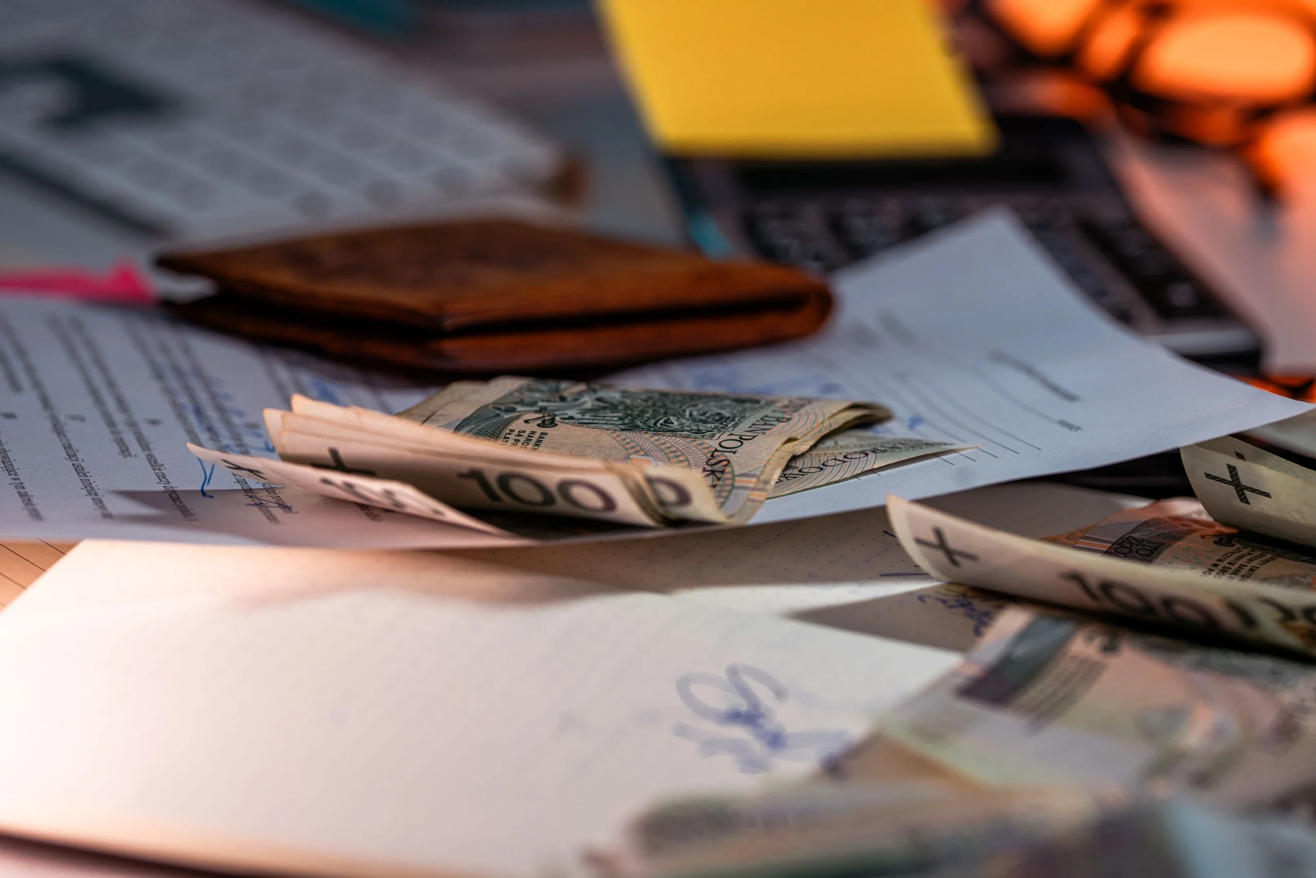 Faktoring dla agencji pracy – jak poprawić płynność finansową agencji pracy i finansować rozwój branży HR?